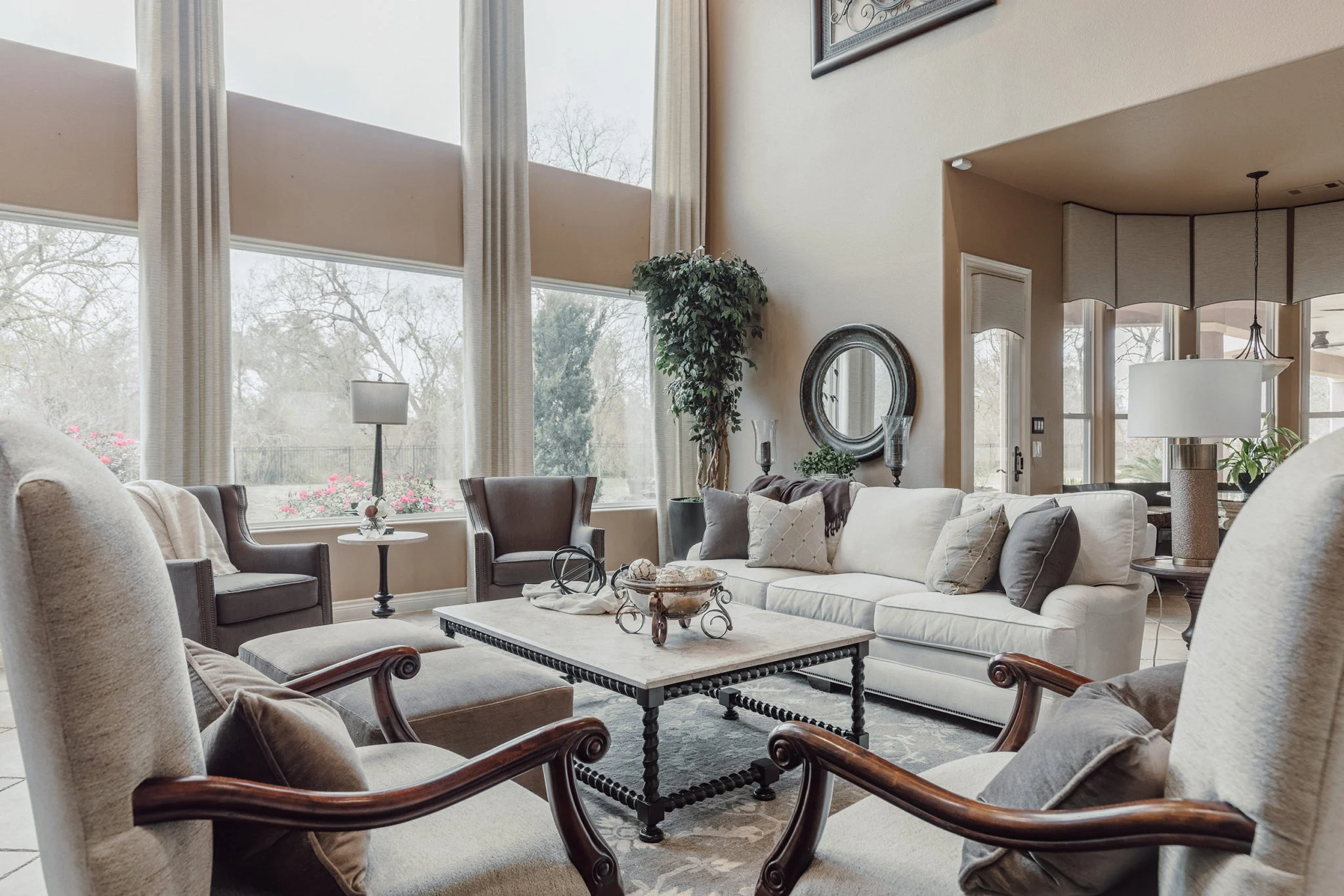 coffee table interior design 